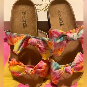tie-dye bow sandals